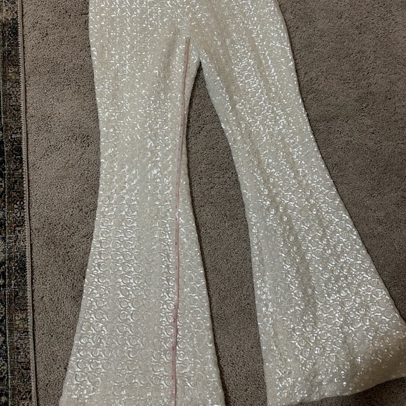 Lucinda White Jumpsuit SM (6) - Picture 7 of 15